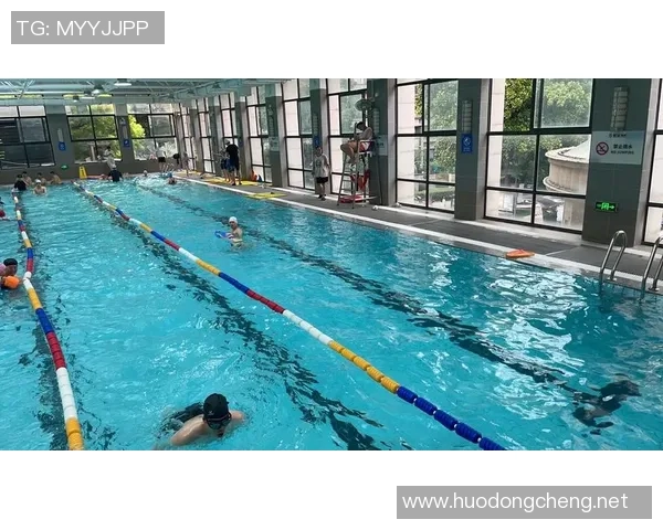 优化自由泳技术提升游泳效率与耐力的科学方法与实践技巧